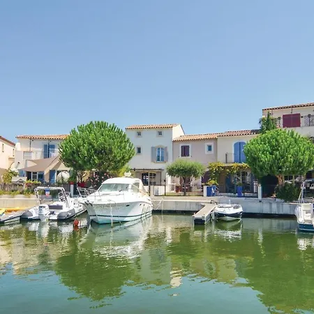 In With Kitchen Tatil Evi Aigues-Mortes